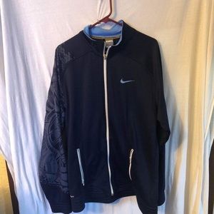 Nike large dri fit Nike basketball